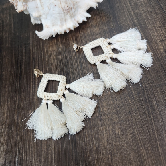Jewelry - NEW Rattan Geometric & Tassel Decor Clip On Earrings